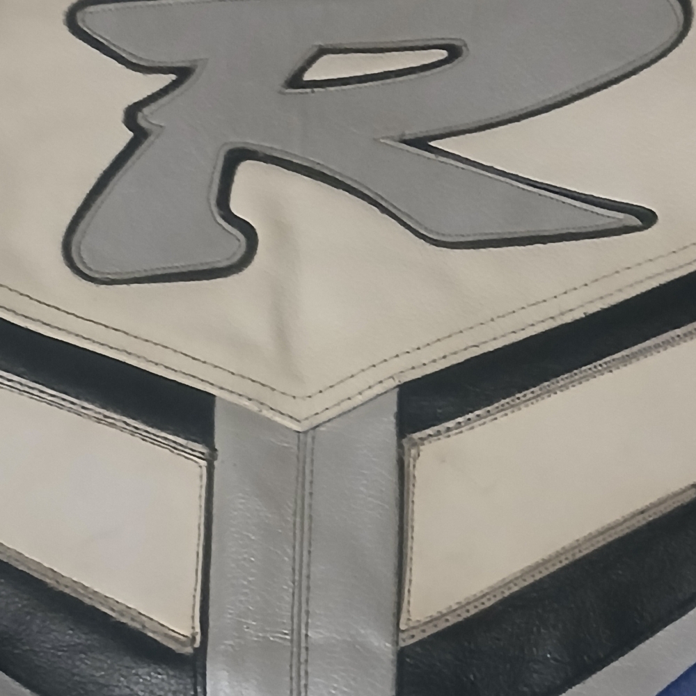 Yamaha R Leather Jacket - Picture 6 of 8